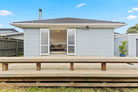 Photo of property in 111a Clevedon Road, Papakura, 2110