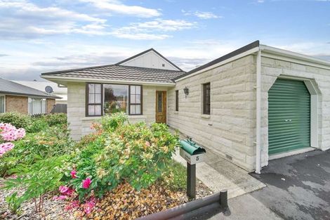 Photo of property in 5 Laing Street, Mosgiel, 9024