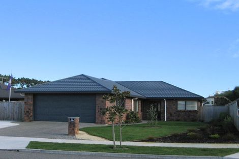 Photo of property in 6 Kennedy Place, Waikanae Beach, Waikanae, 5036