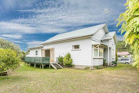 Photo of property in 2 Lorien Court, Raumati Beach, Paraparaumu, 5032