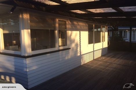 Photo of property in 6 Ozich Avenue, Te Atatu South, Auckland, 0610