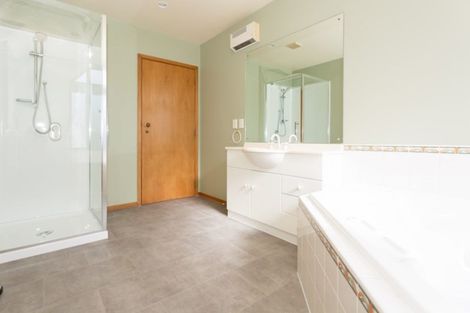 Photo of property in 2/56 Creyke Road, Ilam, Christchurch, 8041