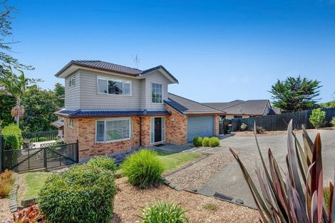 Photo of property in 7 Kingtide Place, Red Beach, 0932