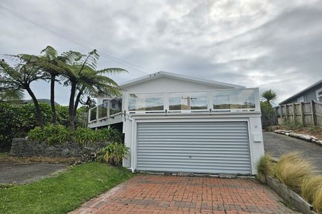 Photo of property in 17 Haunui Road, Pukerua Bay, 5026
