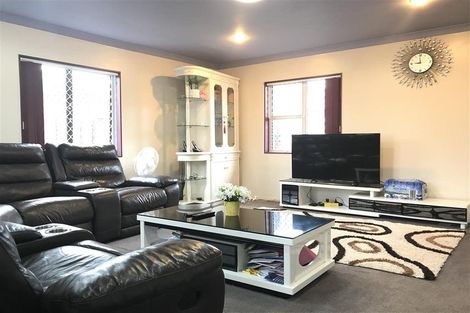 Photo of property in 21a Watson Place, Papatoetoe, Auckland, 2025