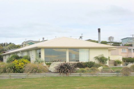 Photo of property in 25 Harbour Terrace, Kakanui, Oamaru, 9495