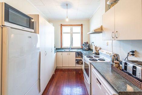 Photo of property in 12 Plymouth Street, Whanganui, 4500