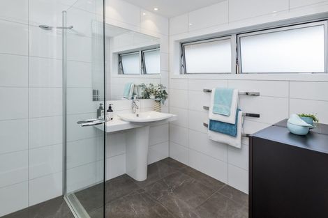 Photo of property in 249 Point View Drive, Dannemora, Auckland, 2016