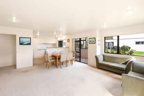 Photo of property in 11a Puriri Avenue, Orewa, 0931