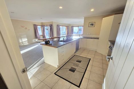 Photo of property in 134 Gracechurch Drive, Flat Bush, Auckland, 2016