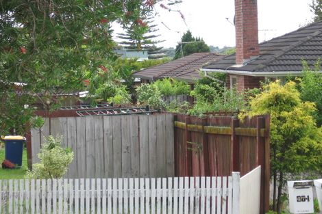 Photo of property in 2/47 Miro Street, New Lynn, Auckland, 0600