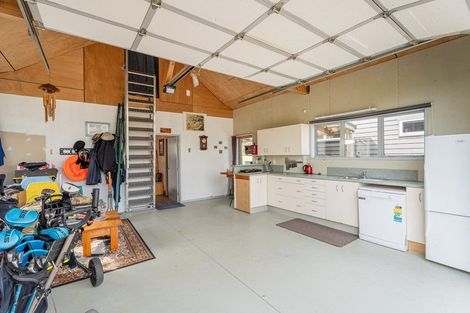 Photo of property in 107 Benjamin Place, Matarangi, Whitianga, 3592