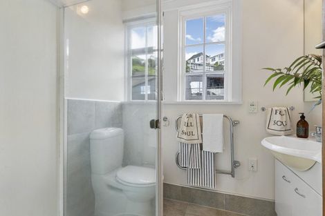 Photo of property in 76 Upland Road, Kelburn, Wellington, 6012