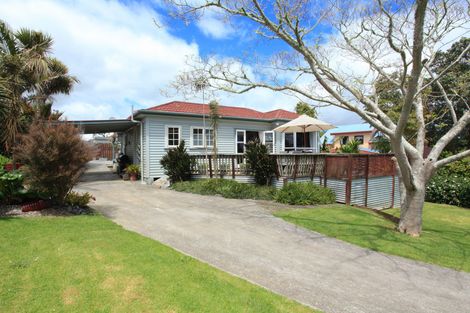 Photo of property in 76 Wainui Road, Raglan, 3225
