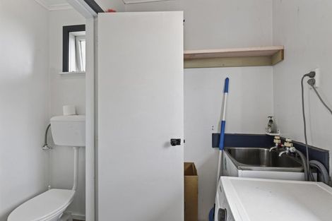Photo of property in 237 Huatoki Street, Upper Vogeltown, New Plymouth, 4310