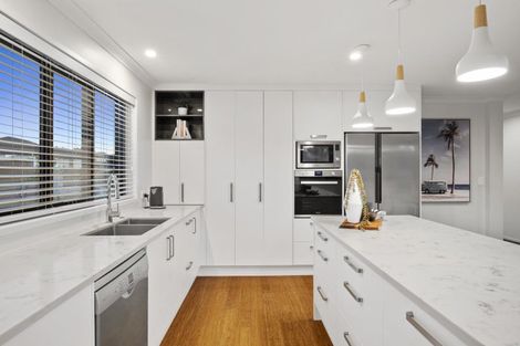 Photo of property in 11 Glory Way, Buckland, Pukekohe, 2677