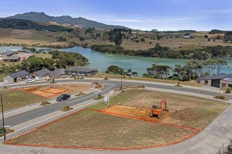 Photo of property in 4 Kanuka Street, Raglan, 3225