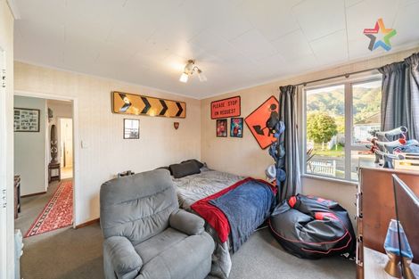 Photo of property in 47 Shearer Crescent, Naenae, Lower Hutt, 5011