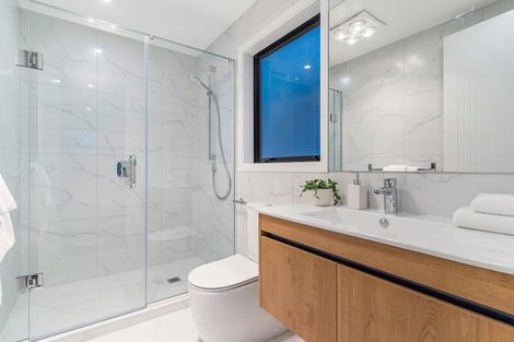 Photo of property in 6 Luff Place, Long Bay, Auckland, 0630