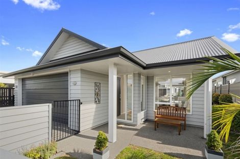 Photo of property in 73 Coast Boulevard, Papamoa Beach, Papamoa, 3118