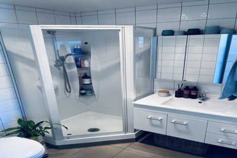 Photo of property in 30 Saint Michaels Crescent, Kelburn, Wellington, 6012