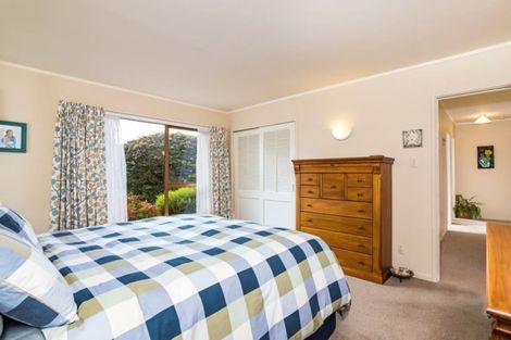 Photo of property in 9 Reeves Road, Acacia Bay, Taupo, 3330