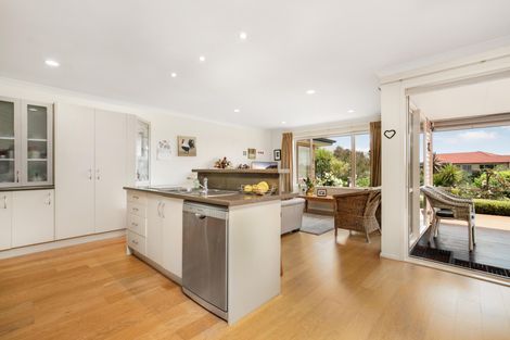 Photo of property in 14 Stranraer Crescent, Wattle Downs, Auckland, 2103