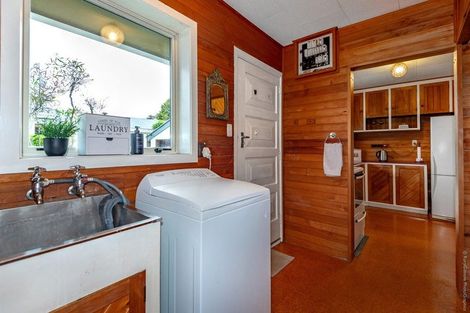 Photo of property in 16 Freebairn Street, Redwood, Christchurch, 8051