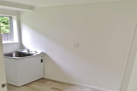 Photo of property in 344 Roscommon Road, Clendon Park, Auckland, 2103