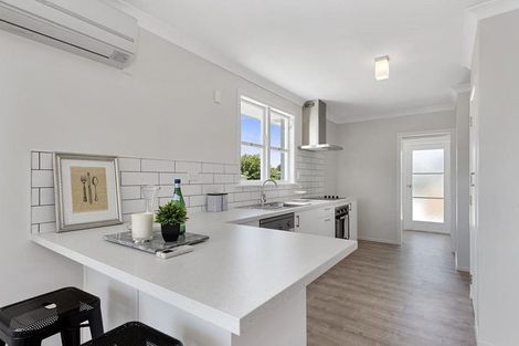 Photo of property in 26 Carrington Avenue, Hillcrest, Hamilton, 3216