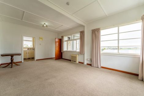 Photo of property in 35 Saint George Street, Watlington, Timaru, 7910