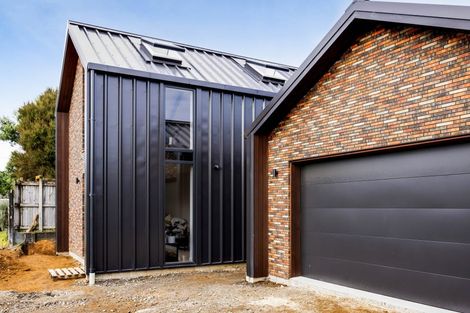 Photo of property in 88 Wairau Road, Oakura, 4314