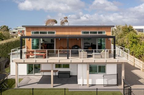 Photo of property in 60c Margaret Drive, Omokoroa, 3114