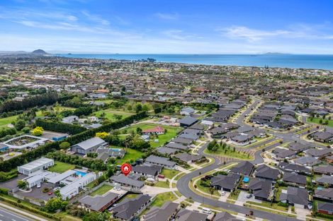Photo of property in 27 Leet Crescent, Papamoa Beach, Papamoa, 3118