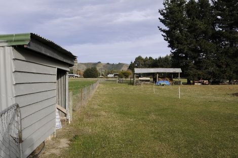 Photo of property in 64 Waihao Back Road, Waimate, 7979