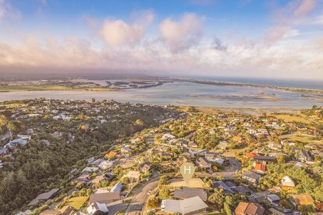 Photo of property in 139 Soleares Avenue, Mount Pleasant, Christchurch, 8081