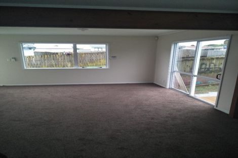 Photo of property in 1/24 Solveig Place, Randwick Park, Auckland, 2105