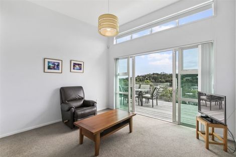 Photo of property in 63 Hawaiian Parade, Arkles Bay, Whangaparaoa, 0932