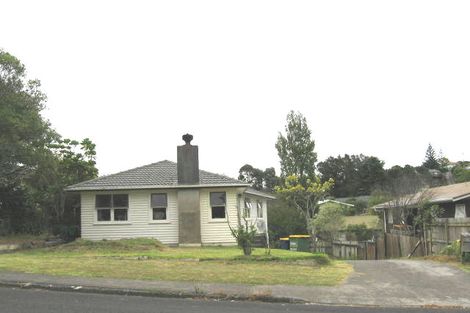 Photo of property in 20 Lyford Crescent, Sunnynook, Auckland, 0620