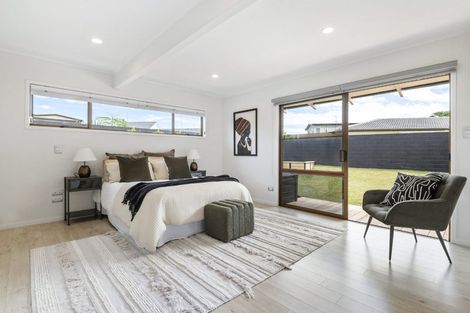 Photo of property in 86 Becroft Drive, Forrest Hill, Auckland, 0620