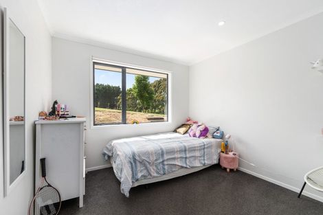Photo of property in 29 Vogel Street, Halcombe, Feilding, 4779