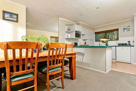 Photo of property in 1/129 Stredwick Drive, Torbay, Auckland, 0630