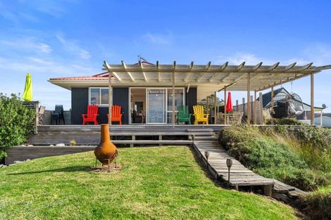 Photo of property in 643 Pukehina Parade, Pukehina, Te Puke, 3189