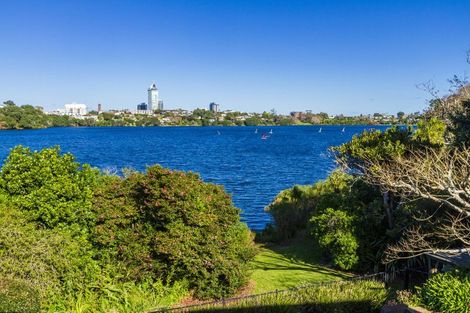 Photo of property in 47 Sylvan Park Avenue, Milford, Auckland, 0620