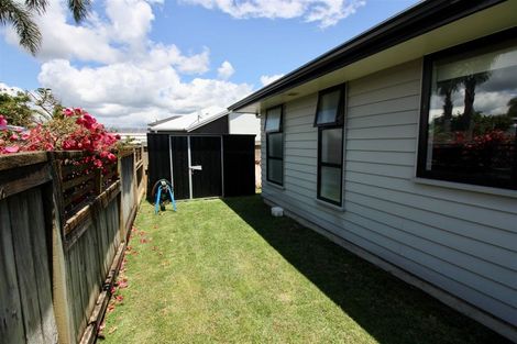 Photo of property in 1 Vanita Drive, Whitianga, 3510