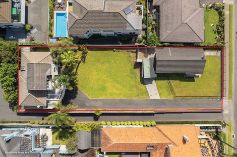 Photo of property in 105c Beach Road, Otumoetai, Tauranga, 3110