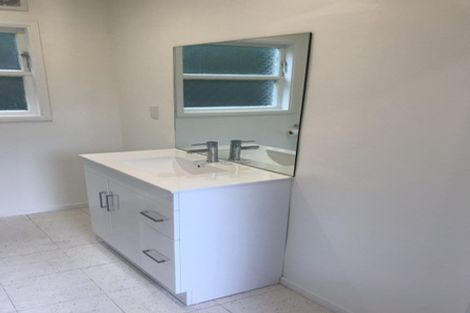 Photo of property in 5a Chella Way, Khandallah, Wellington, 6035