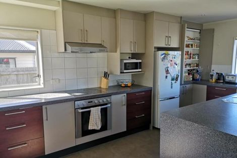 Photo of property in 64e Sheridan Terrace, Johnsonville, Wellington, 6037