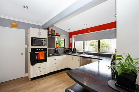 Photo of property in 6a Matipo Avenue, Pomare, Rotorua, 3015