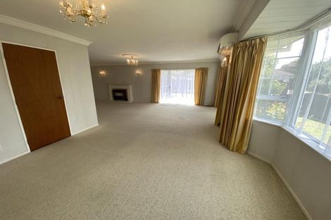 Photo of property in 9 Churchill Avenue, Hokowhitu, Palmerston North, 4410